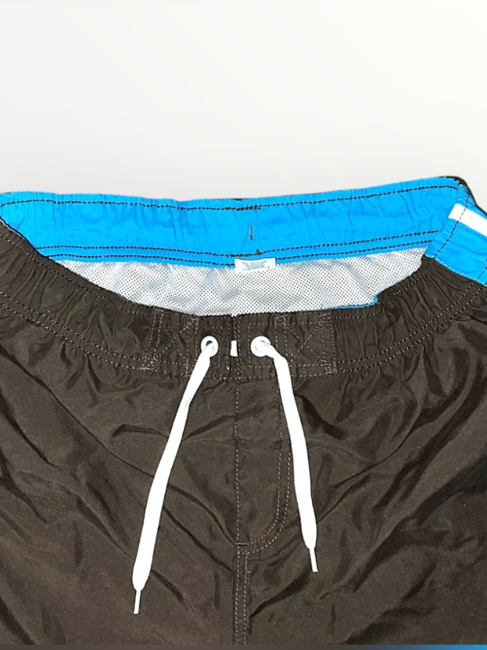 Men’s Cherokee Size XL(16/18) Dark Brown with Bright Blue Side Panels - Picture 4 of 7